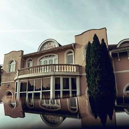 Pension La Cupola Târgu-Mureş Eksteriør billede